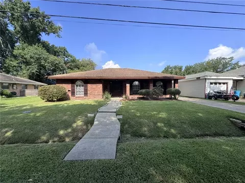 461 Clayton St, Norco, LA 70079