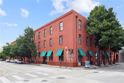 330 Julia St #225, New Orleans, LA 70130