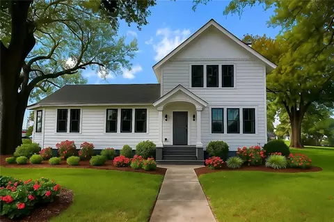 305 E Second St, Thibodaux, LA 70301