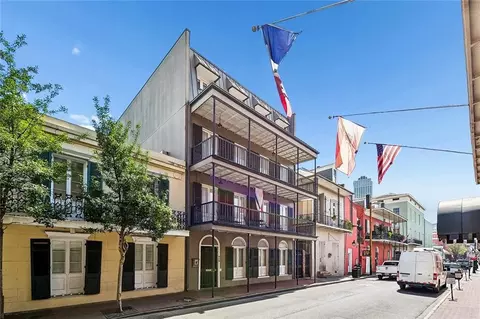 412 Dauphine St #1B, New Orleans, LA 70112