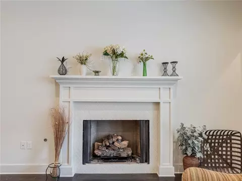 Living - 413 Tiger Ave, Covington, LA 70433 photo 4 of 4