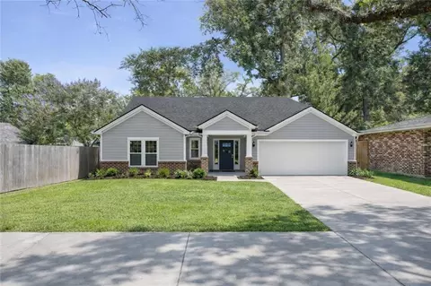 617 Stewart Ave, River Ridge, LA 70123