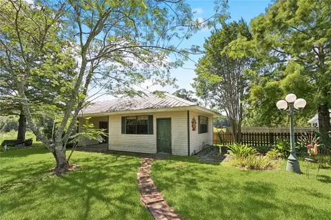 Exterior - 81170 Section Rd, Covington, LA 70435 photo 7 of 9