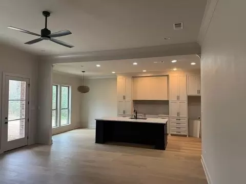 22779 Plank Rd, Zachary, LA 70791