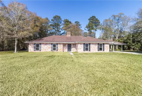 17239 Bellewood Dr, Hammond, LA 70401