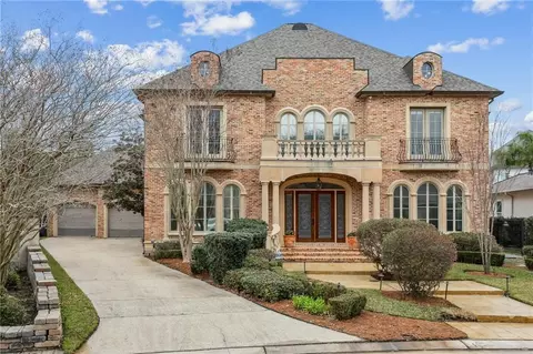4 Beresford Dr, Metairie, LA 70001