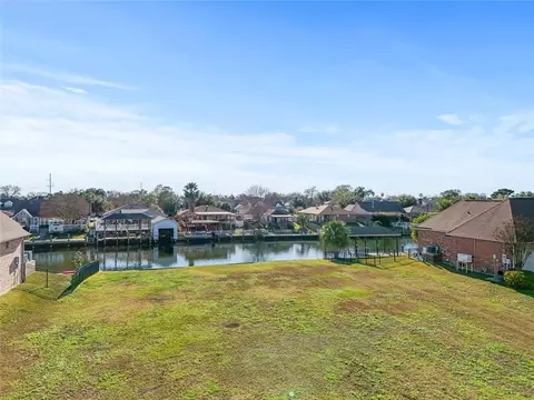 448 San Cristobal Ct, Slidell, LA 70458