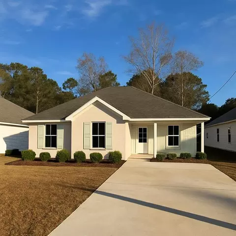 109 Bryant St, Madisonville, LA 70447