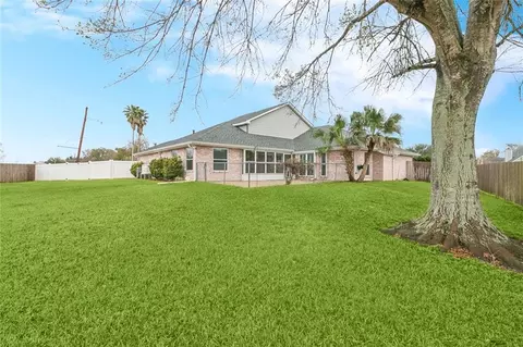 Exterior - 513 Maryland Dr, Luling, LA 70070 photo 2 of 6