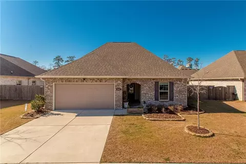 39637 Fairhope Dr, Ponchatoula, LA 70454