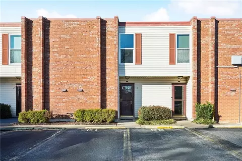 1401 Lake Ave #D3, Metairie, LA 70005