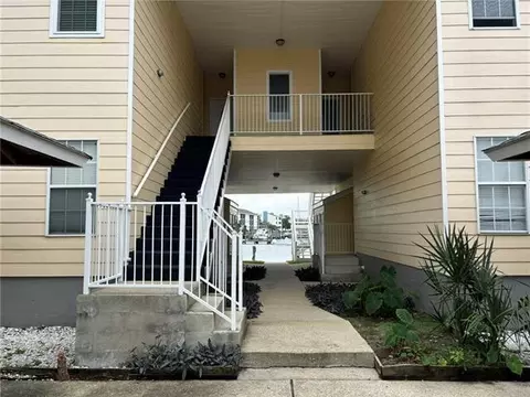 963 Marina Dr #5, Slidell, LA 70458