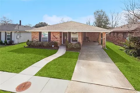 4828 Argonne St, Metairie, LA 70001