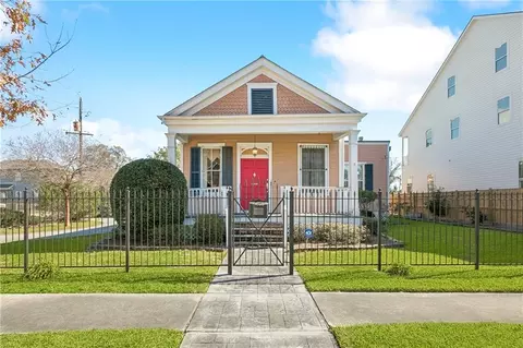 4333 Hamilton St, New Orleans, LA 70118