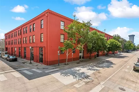 330 Julia St #321, New Orleans, LA 70130
