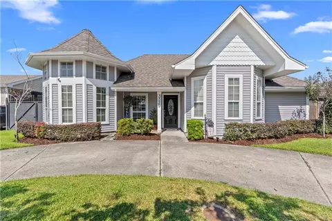 3329 Grandwood Blvd, Kenner, LA 70065