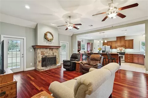 Living - 47087 Rivergate Dr, Robert, LA 70455 photo 1 of 4