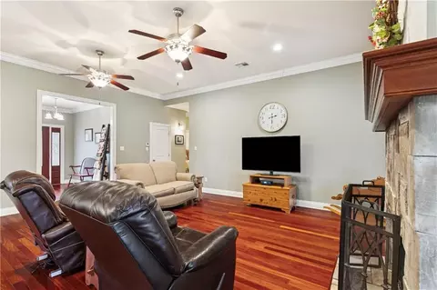 Living - 47087 Rivergate Dr, Robert, LA 70455 photo 2 of 4