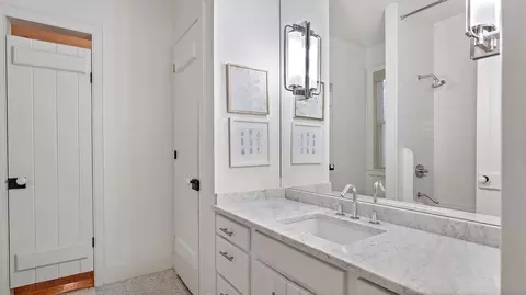 Bath - 74550 River Rd, Covington, LA 70435 photo 6 of 7
