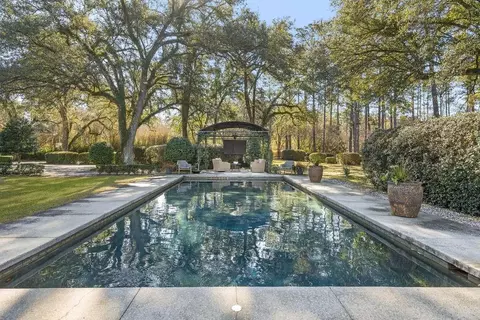 Exterior - 74550 River Rd, Covington, LA 70435 photo 13 of 21