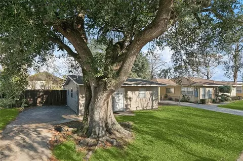 4533 Gallier Dr, New Orleans, LA 70126