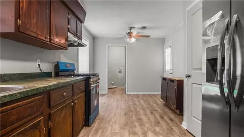 Entry Way - 2913 Beech St, Lecompte, LA 71346 photo 3 of 4