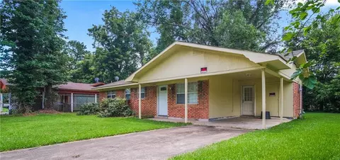 Exterior - 2913 Beech St, Lecompte, LA 71346 photo 2 of 5