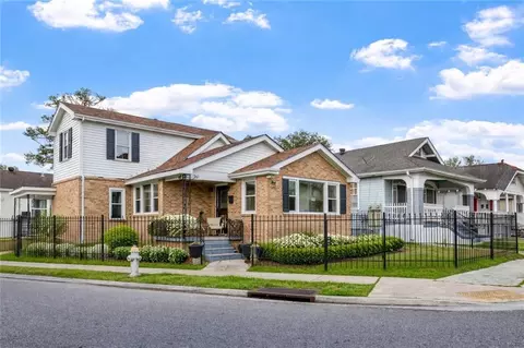 2501 Sage St, New Orleans, LA 70122
