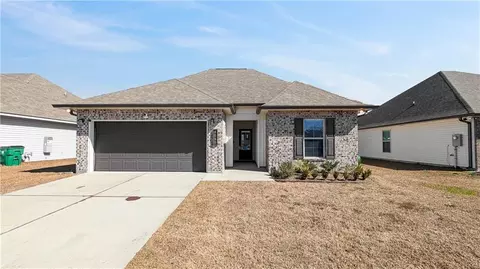 4645 Ames Blvd, Marrero, LA 70072