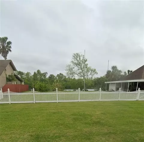 2432 S Lake Blvd, Violet, LA 70092