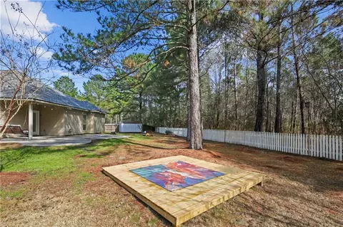 Exterior - 560 Piney Plains Ln, Covington, LA 70435 photo 2 of 7