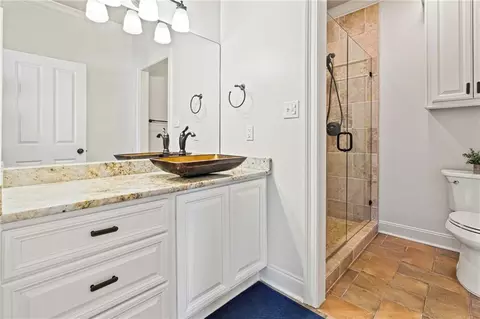 Bath - 109 Lac Cypriere Dr, Luling, LA 70070 photo 1 of 4
