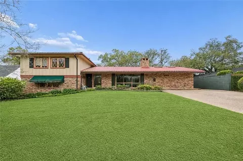 9924 Debra Dr, River Ridge, LA 70123