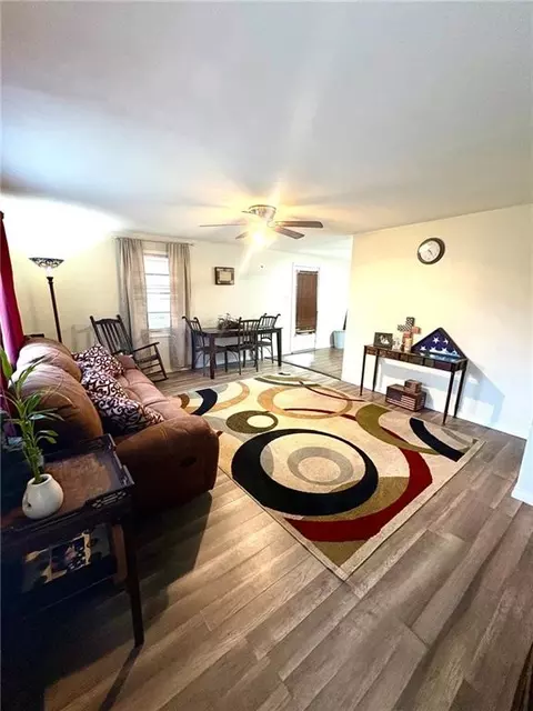 Living - 25195 West St, Springfield, LA 70462 photo 2 of 3