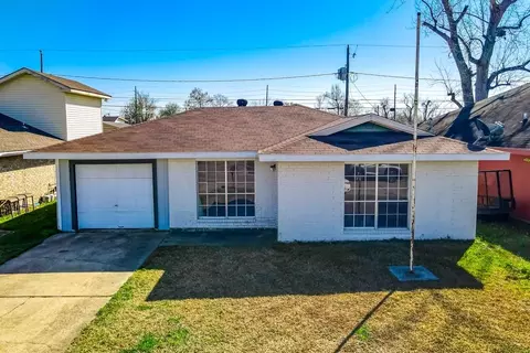 2412 Williamsburg Dr, Laplace, LA 70068