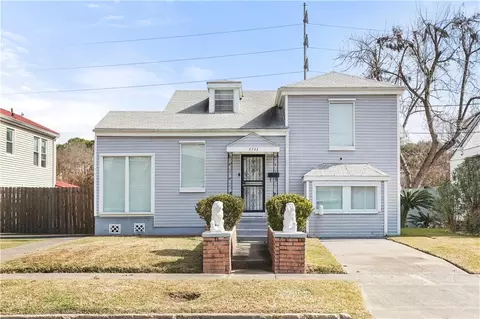 4741 Eastern St, New Orleans, LA 70122