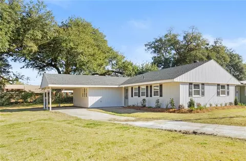131 Celia Dr, Luling, LA 70070