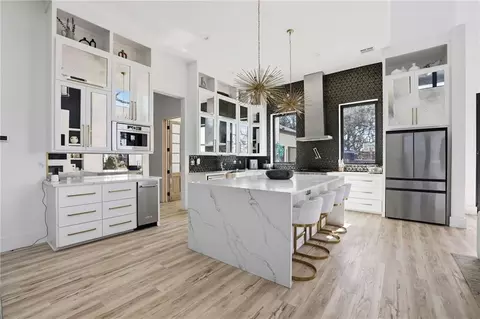Kitchen - 30646 Heron Vw, Springfield, LA 70462 photo 2 of 7