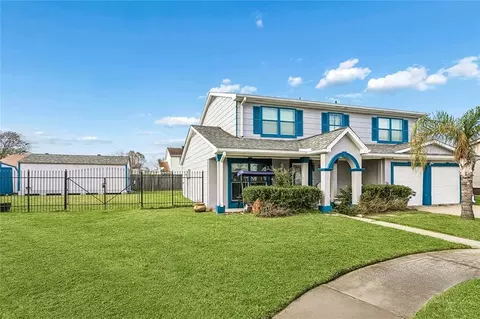 3884 Chinkapin St, Harvey, LA 70058