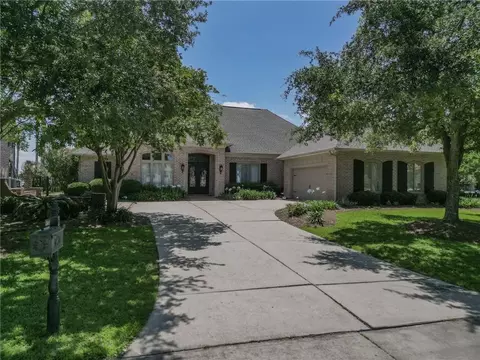 2044 S Lakeshore Blvd, Slidell, LA 70461