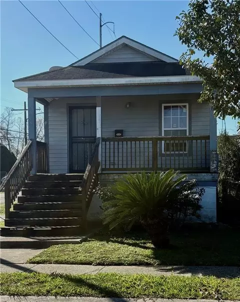 3064 Law St, New Orleans, LA 70117