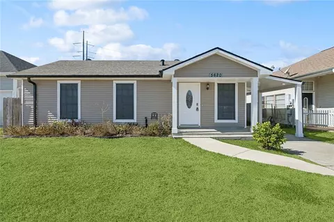 5620 Red Maple Dr, New Orleans, LA 70129