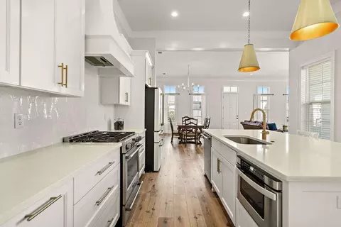 Kitchen - 228 Arlington Ave, Covington, LA 70433 photo 2 of 4