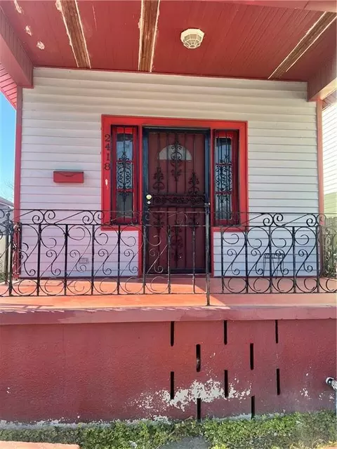 2418 Touro St, New Orleans, LA 70119