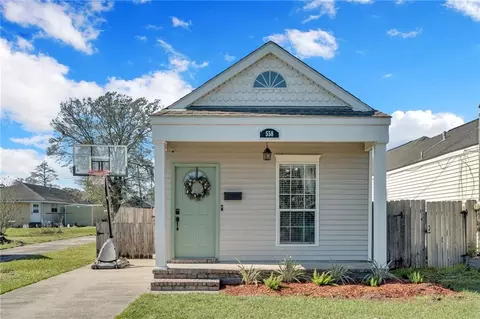558 Avenue G, Westwego, LA 70094