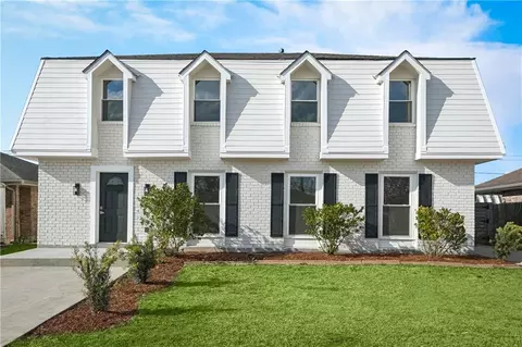 2236 Hampton Dr, Harvey, LA 70058