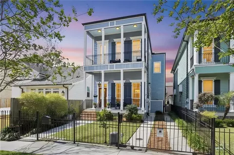 2336 Robert St, New Orleans, LA 70115