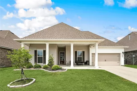 5225 Peony Meadow Ln, Slidell, LA 70461