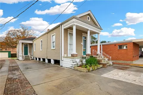 720 Lafayette St, Gretna, LA 70053