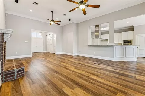 Living - 558 Cypress Dr, Luling, LA 70070 photo 1 of 3